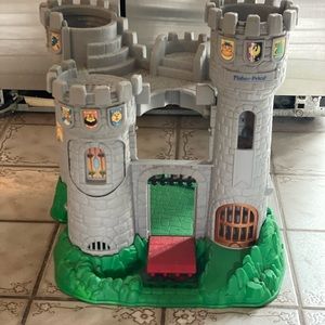 Vintage 1994 Fisher Price Great Adventures Castle Playset 7110